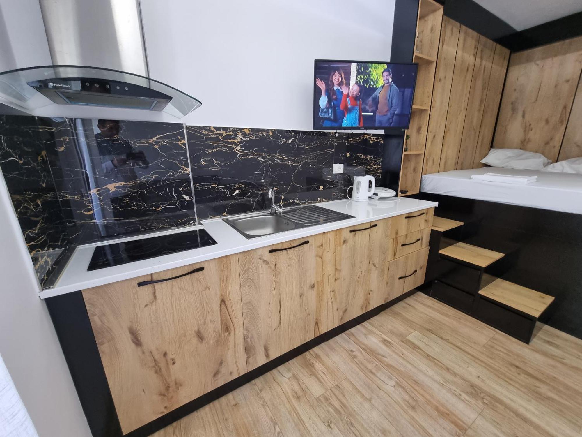 Teo'S Deluxe Studios Влёра Экстерьер фото